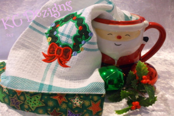 Reviewing the Christmas Wreath with Bow Embroidery Design